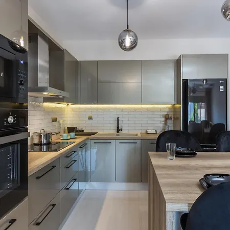 K2 Apartment